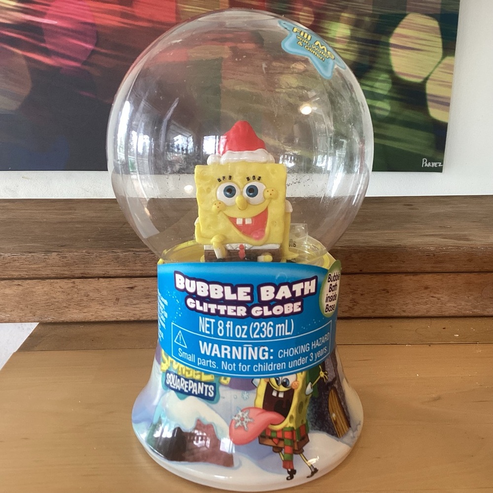 SPONGEBOB SQUARE PANTS GLITTER BUBBLE BATH GLOBE NEW